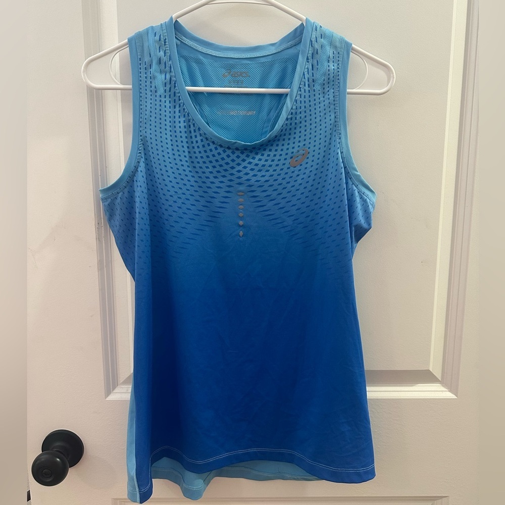 ASICS Light Blue Gradient Women's Mesh Running Tank Size Medium EUC